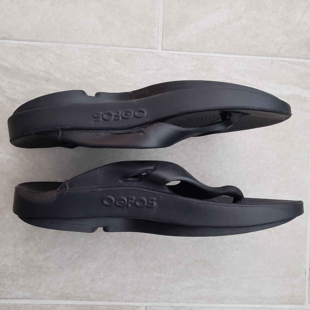 NWOT OOFOS Ooriginal Unisex Recovery Sandals Flip Flops - Picture 3 of 9